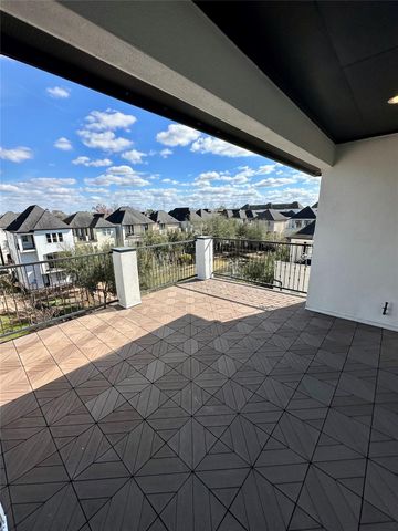 1826 Upland Lakes, Houston, TX 77043