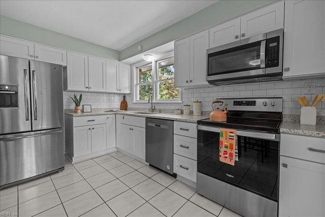 4608 Thoroughgood DR, Virginia Beach, VA 23455