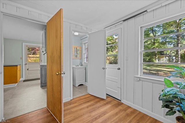 4608 Thoroughgood DR, Virginia Beach, VA 23455