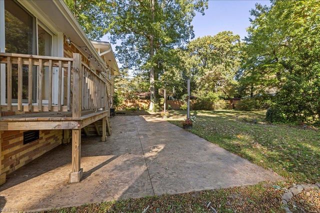 4608 Thoroughgood DR, Virginia Beach, VA 23455
