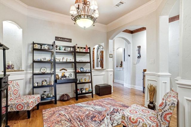 620 Highview Lane, Hurst, TX 76054