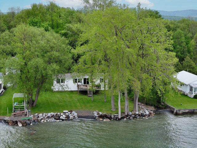 244 Tranquility Lane, St. Albans Town, VT 05478
