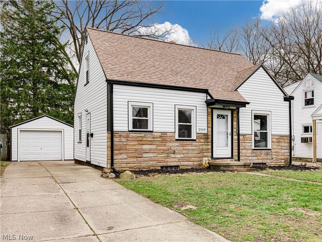 2549 26th Street, Cuyahoga Falls, OH 44223