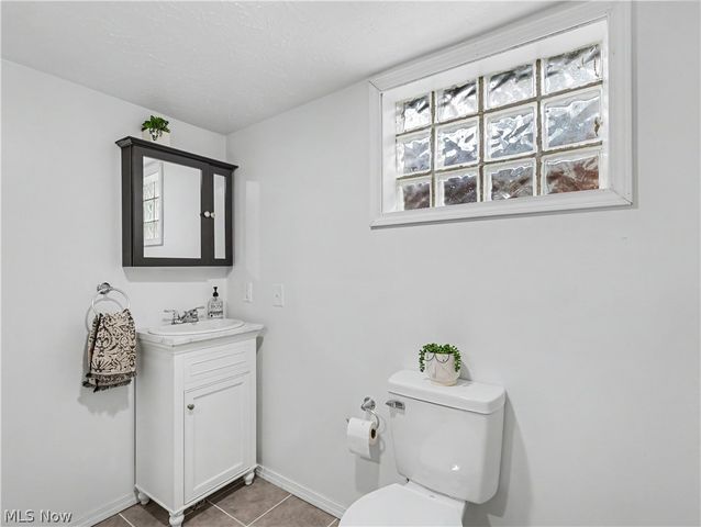 2549 26th Street, Cuyahoga Falls, OH 44223