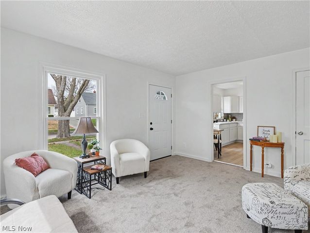 2549 26th Street, Cuyahoga Falls, OH 44223