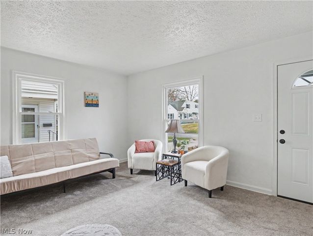 2549 26th Street, Cuyahoga Falls, OH 44223