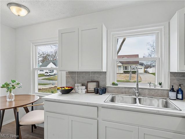 2549 26th Street, Cuyahoga Falls, OH 44223