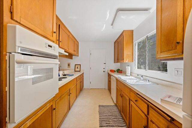 7864 Belknap Drive, Cupertino, CA 95014