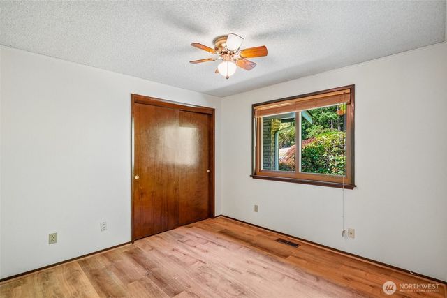 884 Kamus Place, Fox Island, WA 98333