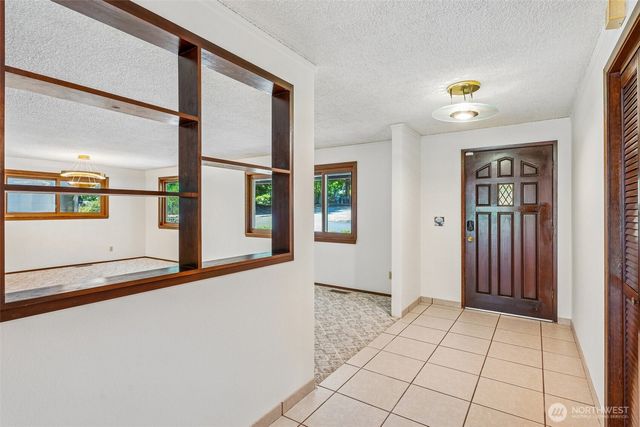 884 Kamus Place, Fox Island, WA 98333