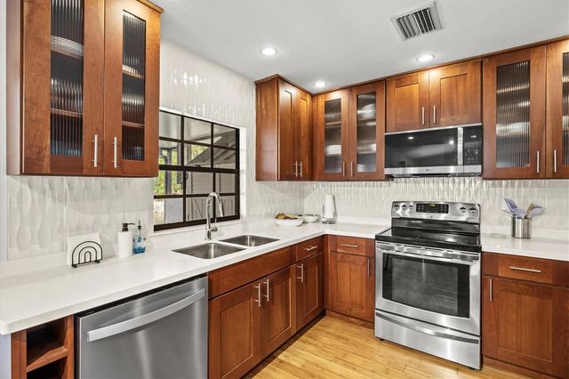 4566 HIDDEN VIEW PLACE 7, Sarasota, FL 34235