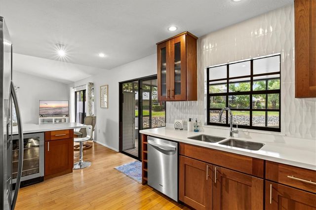 4566 HIDDEN VIEW PLACE 7, Sarasota, FL 34235