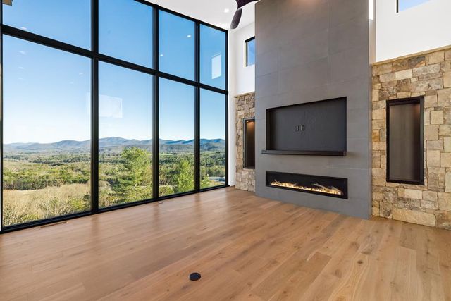 452 Summit Trace, Blairsville, GA 30512