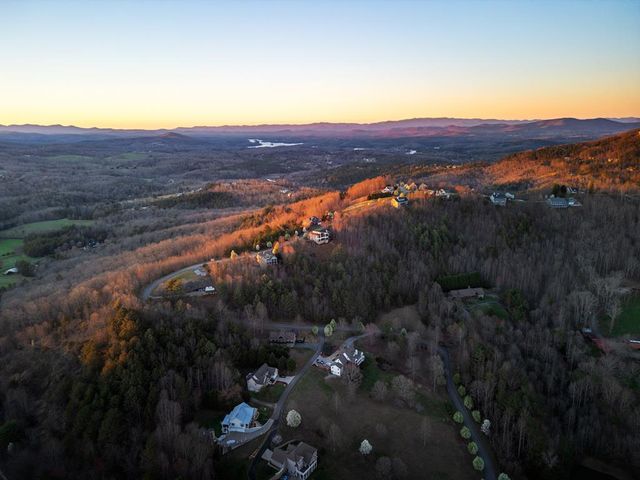 452 Summit Trace, Blairsville, GA 30512