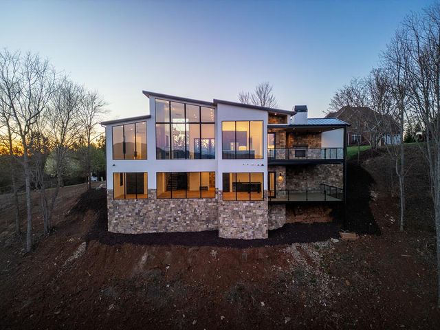 452 Summit Trace, Blairsville, GA 30512