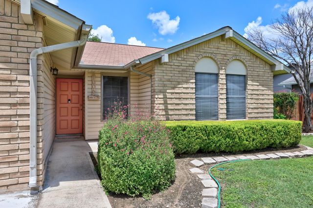 1006 Edgerly LN, Pflugerville, TX 78660