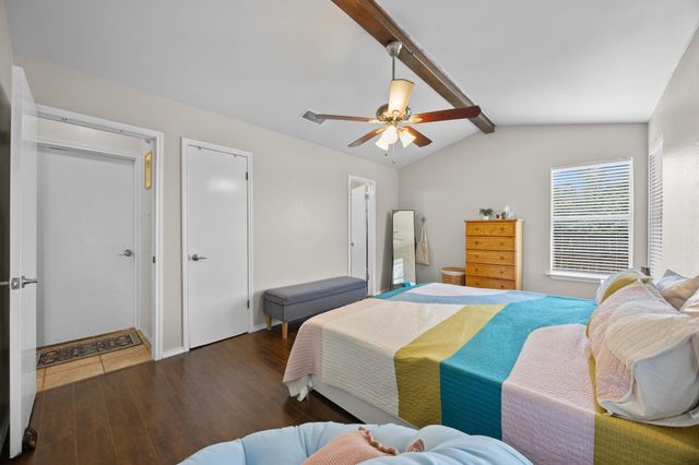 1006 Edgerly LN, Pflugerville, TX 78660