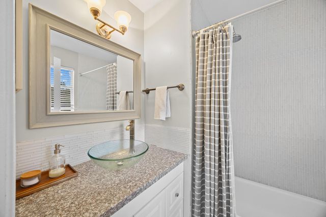 1006 Edgerly LN, Pflugerville, TX 78660