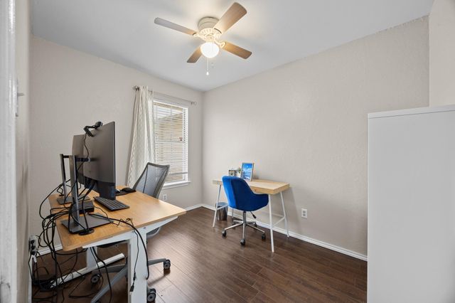 1006 Edgerly LN, Pflugerville, TX 78660