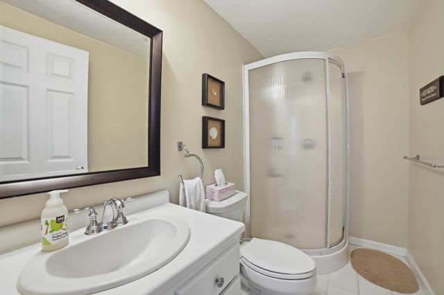 72 Palomino Dr, Franklin, MA 02038