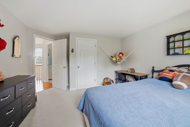 72 Palomino Dr, Franklin, MA 02038