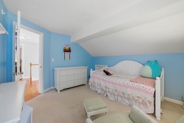 72 Palomino Dr, Franklin, MA 02038