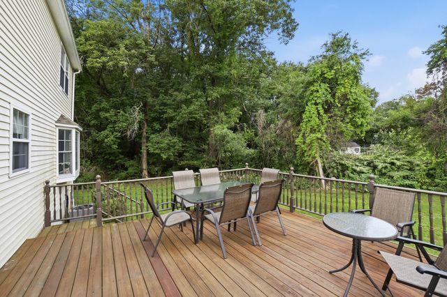 72 Palomino Dr, Franklin, MA 02038