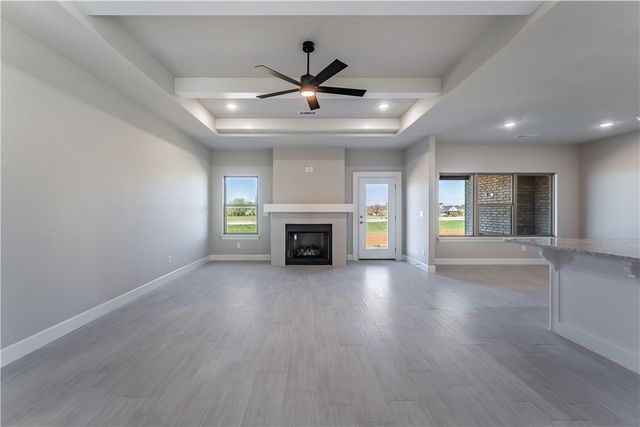 4680 W Triangle Street, Fayetteville, AR 72704