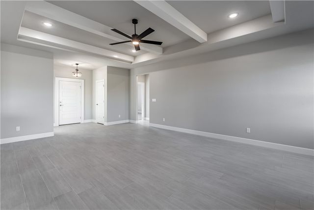 4680 W Triangle Street, Fayetteville, AR 72704