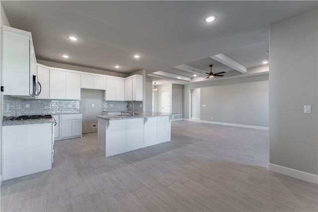 4680 W Triangle Street, Fayetteville, AR 72704