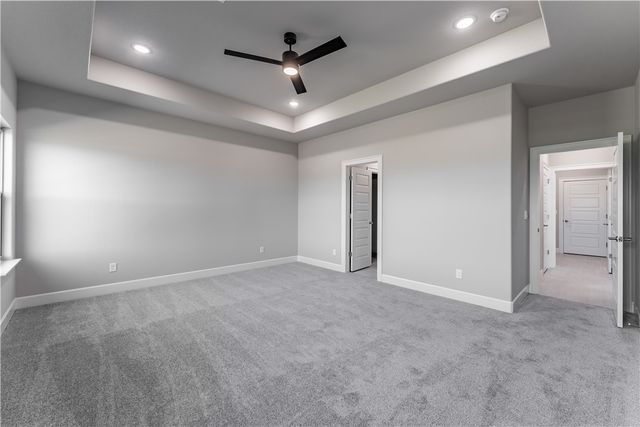 4680 W Triangle Street, Fayetteville, AR 72704