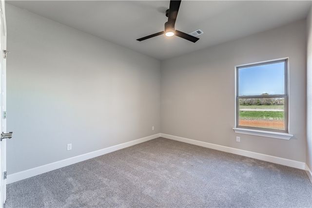 4680 W Triangle Street, Fayetteville, AR 72704