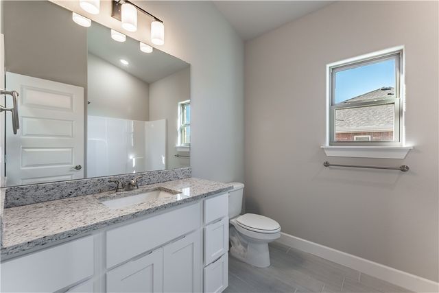 4680 W Triangle Street, Fayetteville, AR 72704