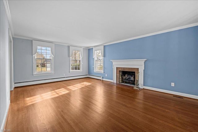 4207 Chesapeake AVE, Hampton, VA 23669