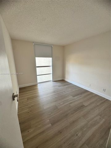 2000 Atlantic Shores Blvd 209, Hallandale Beach, FL 33009