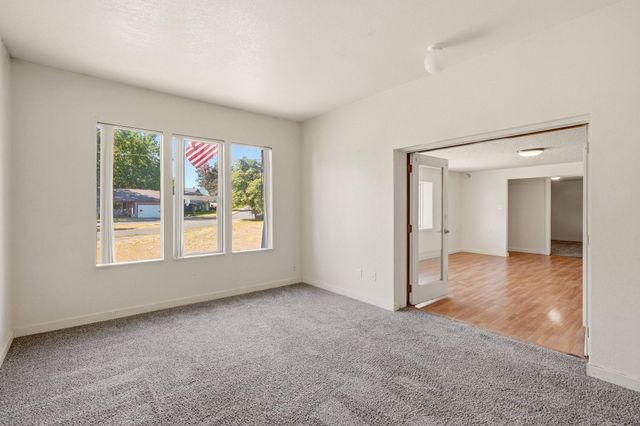 625 Clay St, Cheney, WA 99004