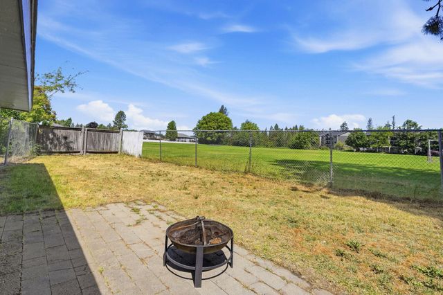 625 Clay St, Cheney, WA 99004