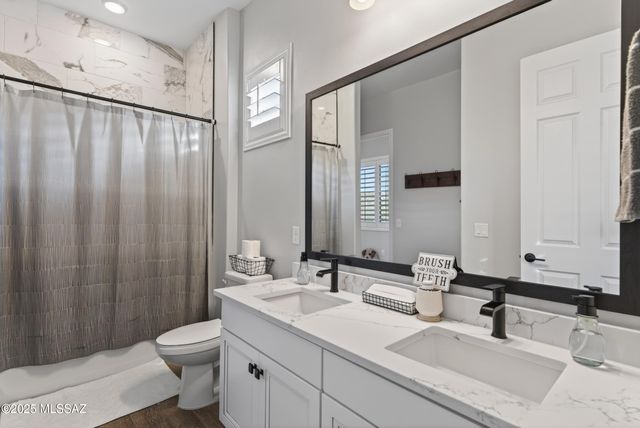 13480 N Cape Marigold Drive, Oro Valley, AZ 85755