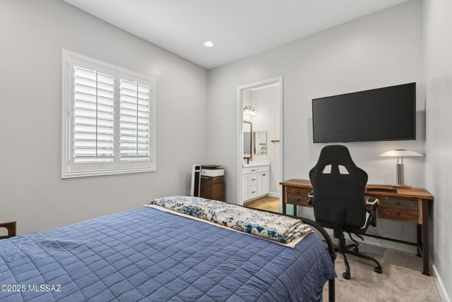 13480 N Cape Marigold Drive, Oro Valley, AZ 85755