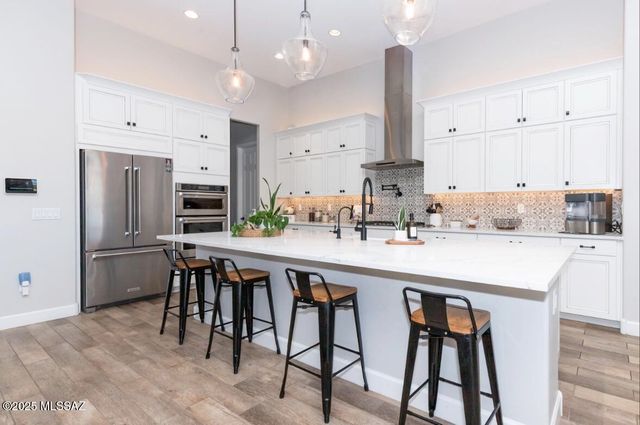 13480 N Cape Marigold Drive, Oro Valley, AZ 85755