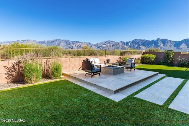 13480 N Cape Marigold Drive, Oro Valley, AZ 85755