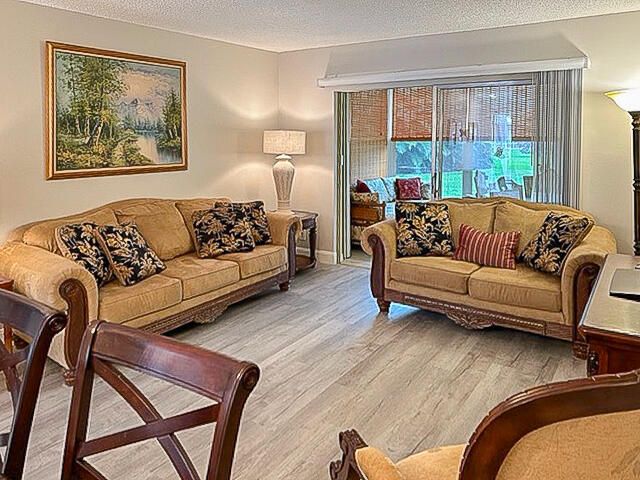 3505 NW 48th Avenue 403, Lauderdale Lakes, FL 33319