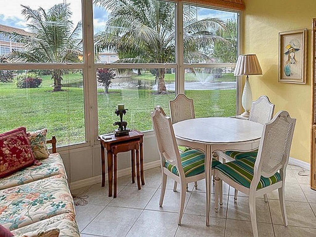 3505 NW 48th Avenue 403, Lauderdale Lakes, FL 33319