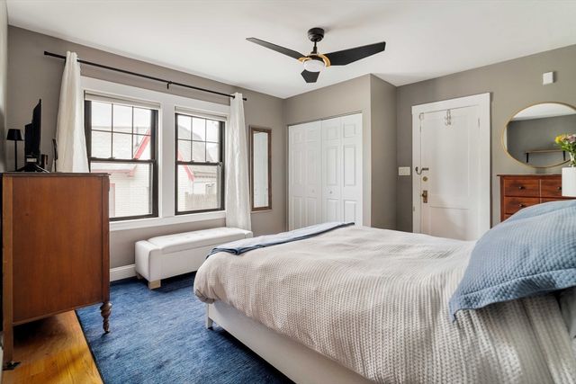 10 Washington Ave. 1, Waltham, MA 02453