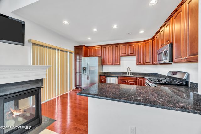 82 Demarest Drive, Manalapan, NJ 07726