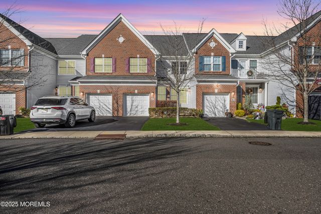 82 Demarest Drive, Manalapan, NJ 07726