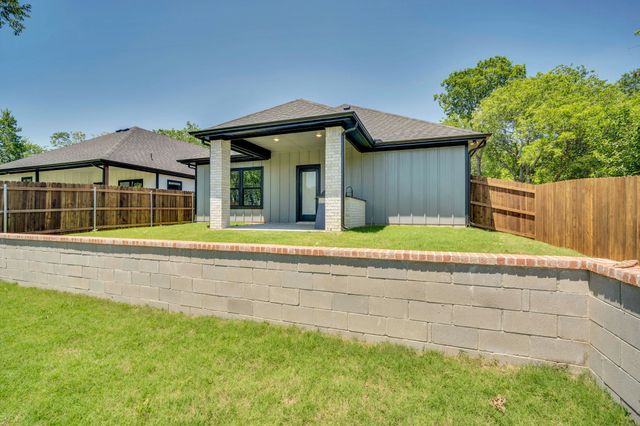 312 Matthew Street, Hillsboro, TX 76645