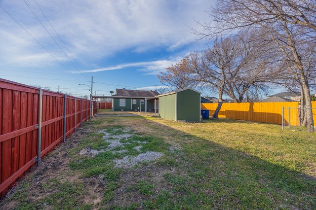 3503 Pueblo Street, Dallas, TX 75212
