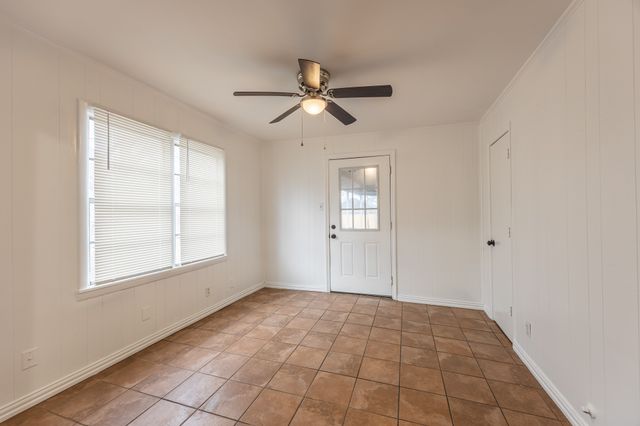 3503 Pueblo Street, Dallas, TX 75212