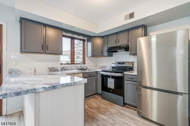 131 Mcpeek Rd, Andover Twp., NJ 07848